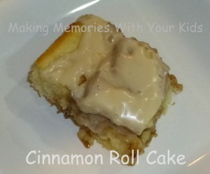 cinnamon roll cake