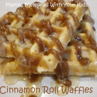 cinnamon roll waffles