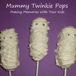 Mummy Twinkie Pops