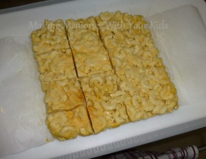 macaroni and cheese squares