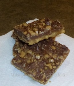 Chocolate Caramel Graham Cracker Toffee Cookies