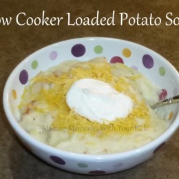 Slow Cooker Loaded Potato Soup {Crock Pot}