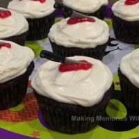 Halloween Machete Cupcakes