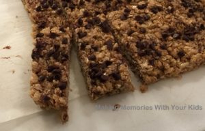 Homemade Chewy Chocolate Chip Granola Bars